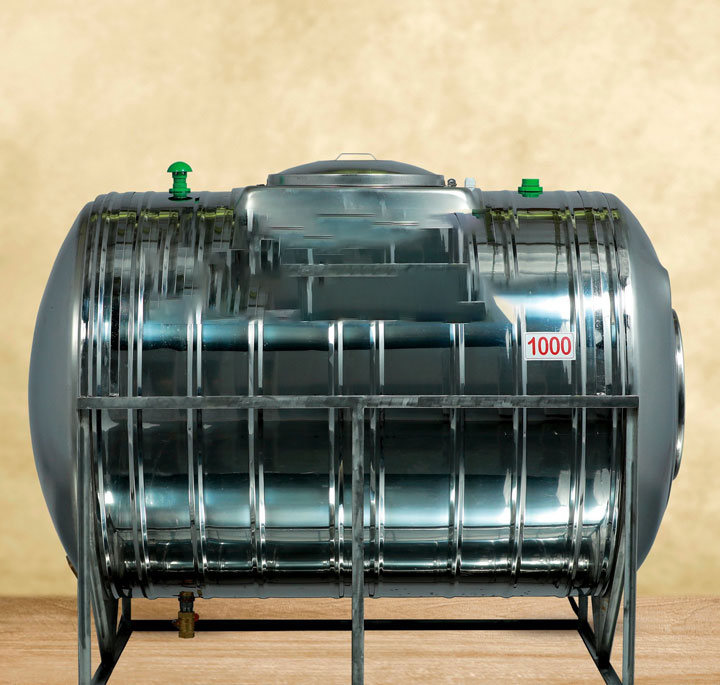 STAINLESS-STEEL-TANKS